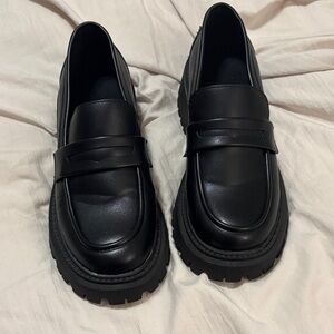 SHEIN Black Chunky Lug Sole Penny Loafers